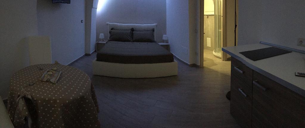 Petros Room Camere Salerno Cameră foto