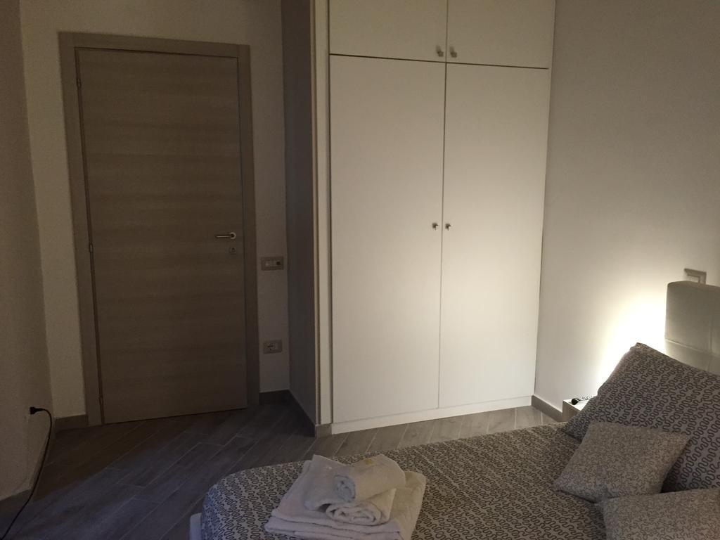 Petros Room Camere Salerno Cameră foto