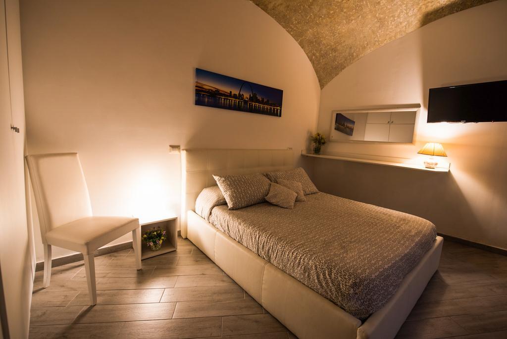Petros Room Camere Salerno Exterior foto